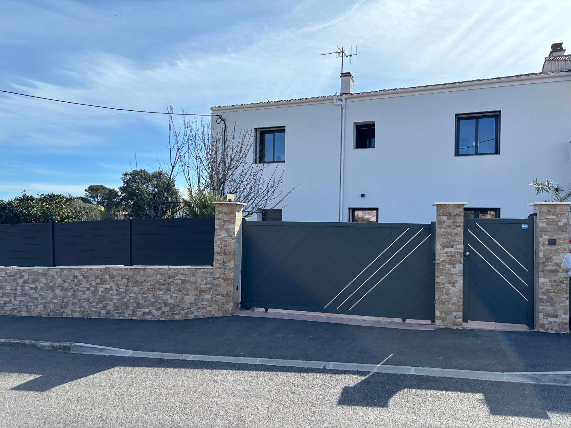 F2 4 Pers 5Min Commerce Plages Saint Aygulf Exterior foto